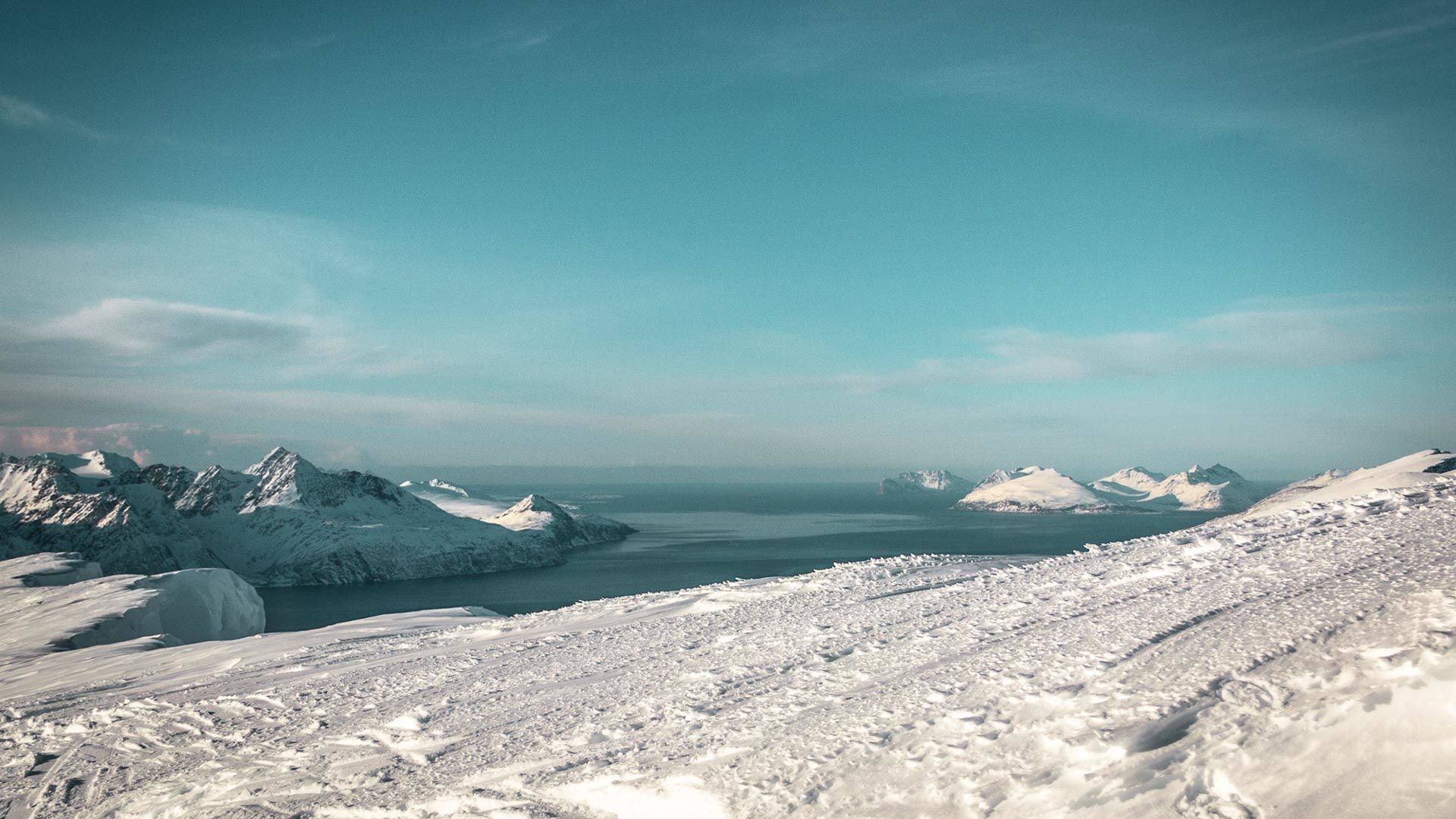 Panorama Auf Der Skitourenwoche In Den Lyngenalpen Mit Skitouren Vom Meer