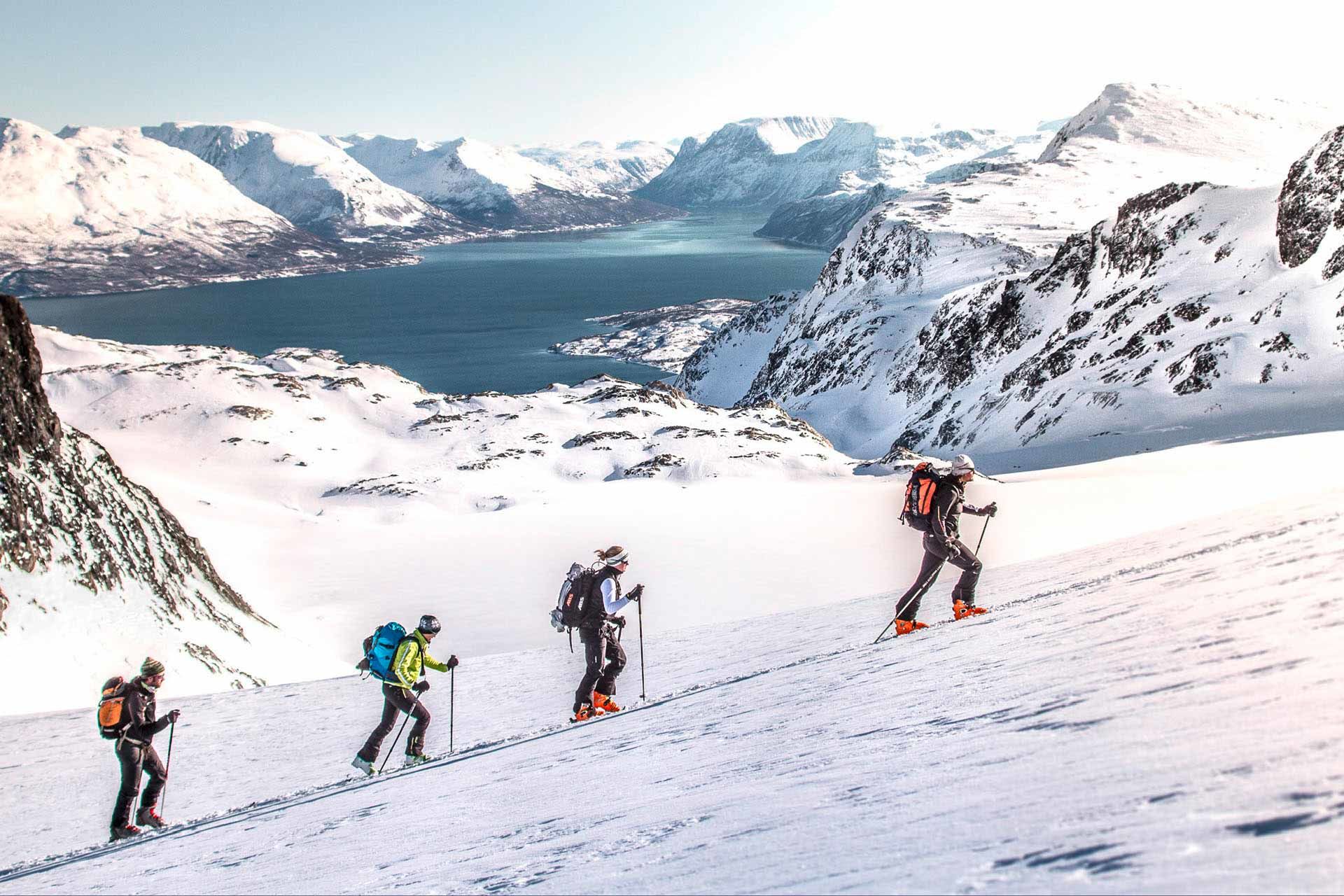 Skitour Auf Den Tafeltinden Mit Bergfuehrer In Norwegen Lyngen